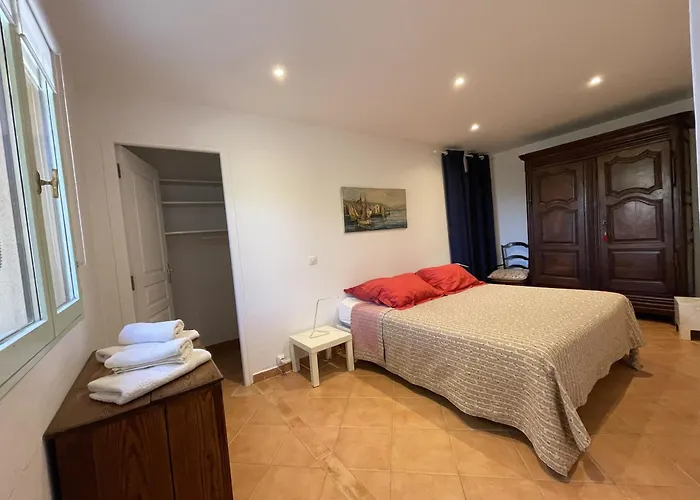 Vakantiehuis T3 De 80m2 Avec Piscine - Jardin - Vue