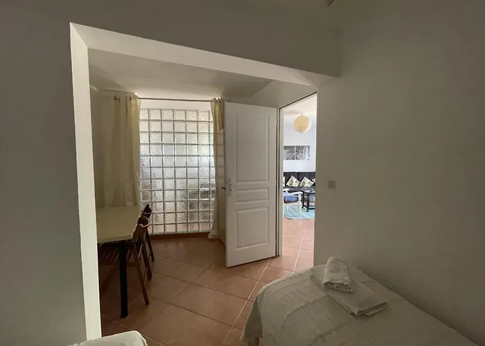 Vakantiehuis T3 De 80m2 Avec Piscine - Jardin - Vue